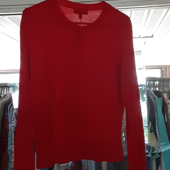 Sweater - Picture 6 of 6